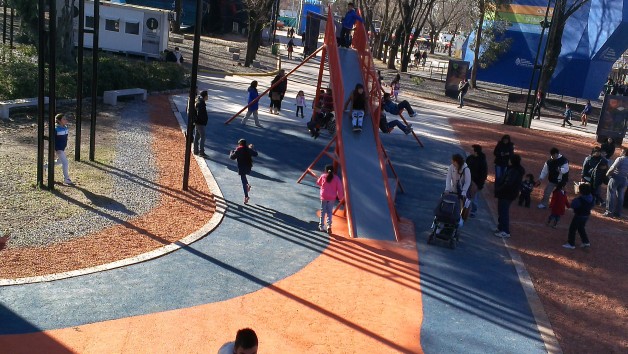 Plaza sonora en Tecnópolis